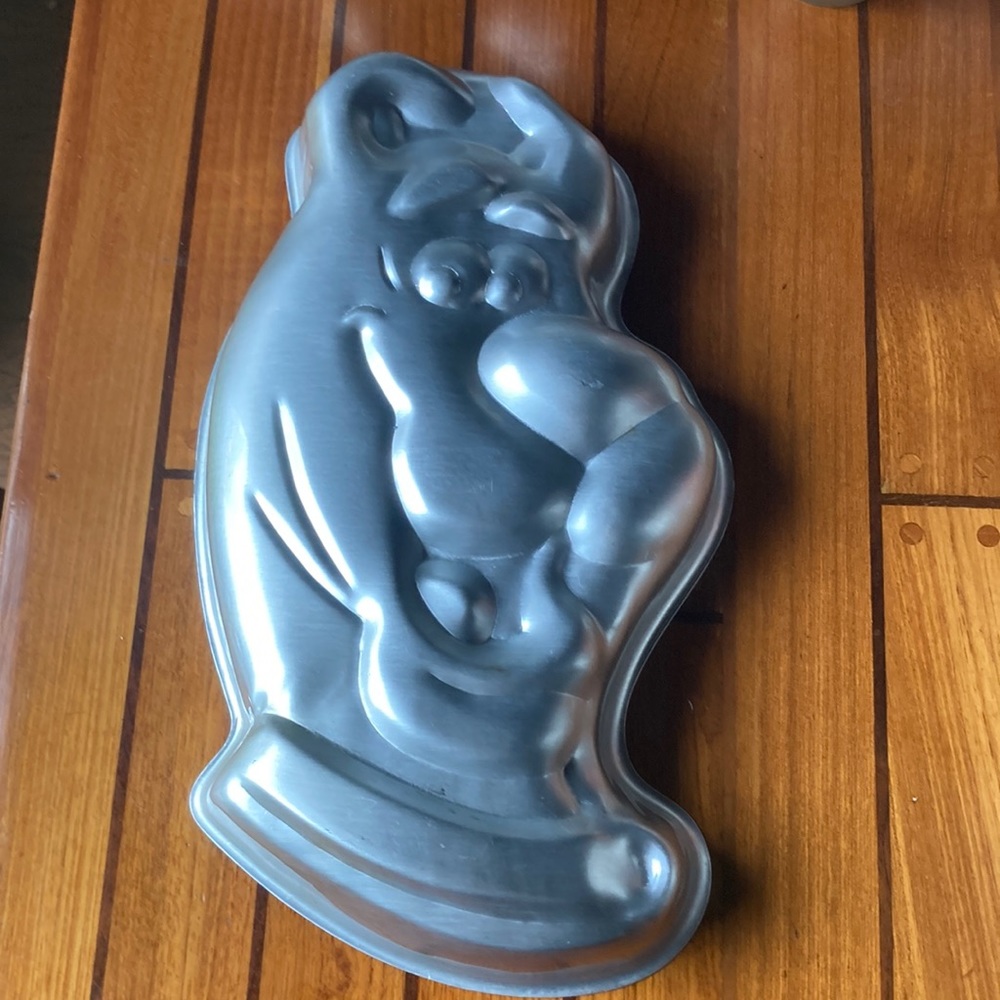 Vintage Wilton Scooby-Doo cake pan